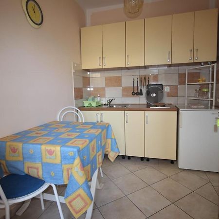 Apartmani Kramar Selce Rum bild