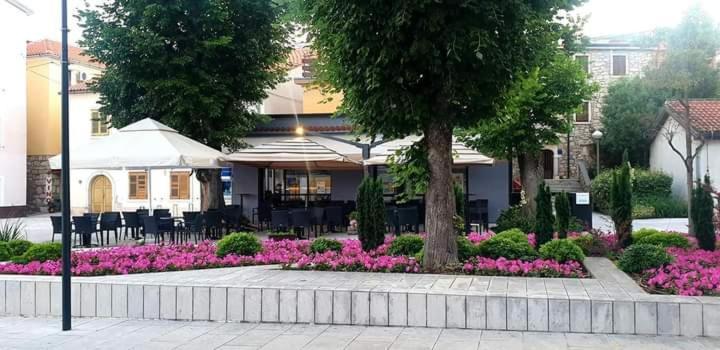 Apartmani Kramar Selce Exteriör bild