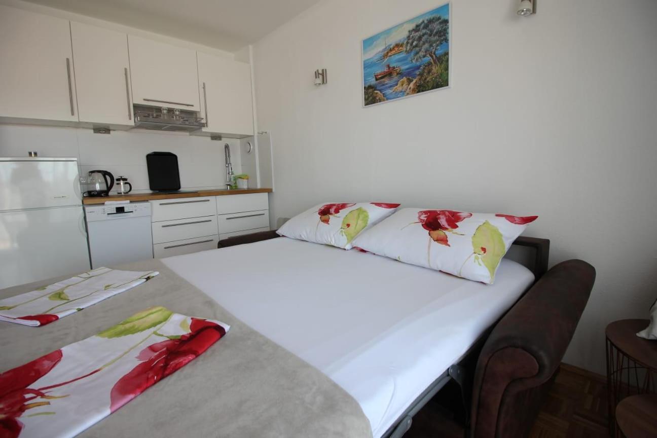 Apartmani Kramar Selce Rum bild